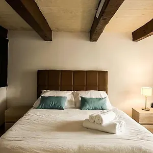 Appartamento Traditional Townhouse On The Main Street In Blue Door, La Valletta